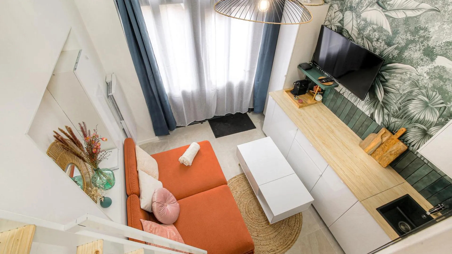 Atypique Et Calme Avec Parking Lägenhet Villeurbanne